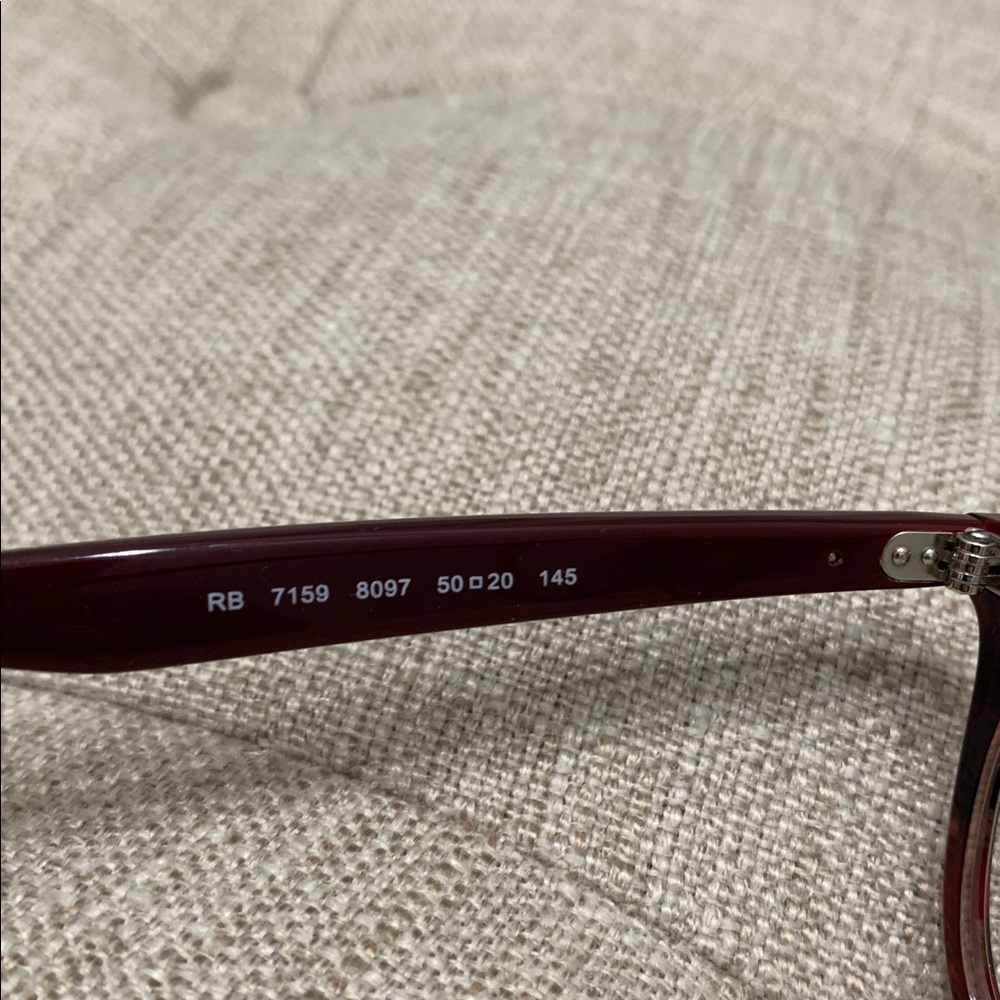 Ray-Ban Glasses - Picture 4 of 11